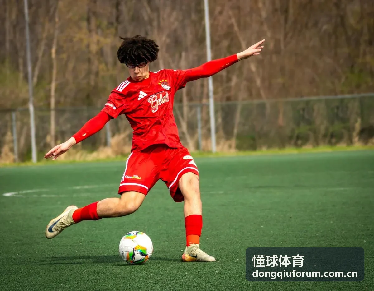懂球体育足球阵型攻防逻辑分析